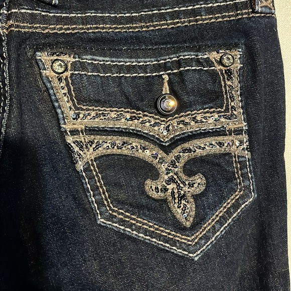 Rock Revival Jeans - Picture 2 of 10